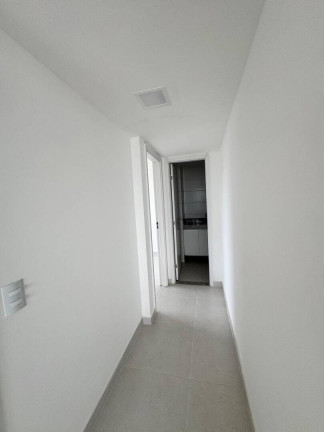 Imagem Apartamento com 3 Quartos para Alugar,  em Ilhéus