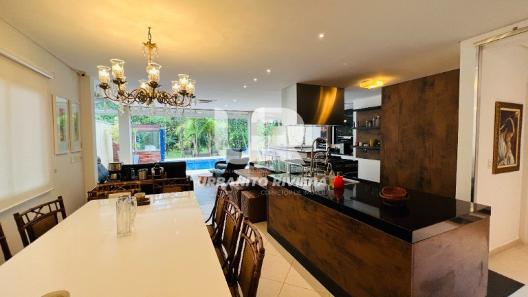 Imagem Casa com 5 Quartos à Venda, 348 m² em Riviera | Módulo 20 - Bertioga