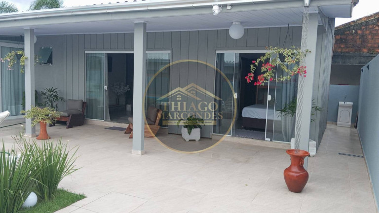 Imagem Casa com 2 Quartos à Venda, 80 m² em Cohapar - Guaratuba Imagem Casa com 2 Quartos à Venda, 80 m² em Cohapar - Guaratuba