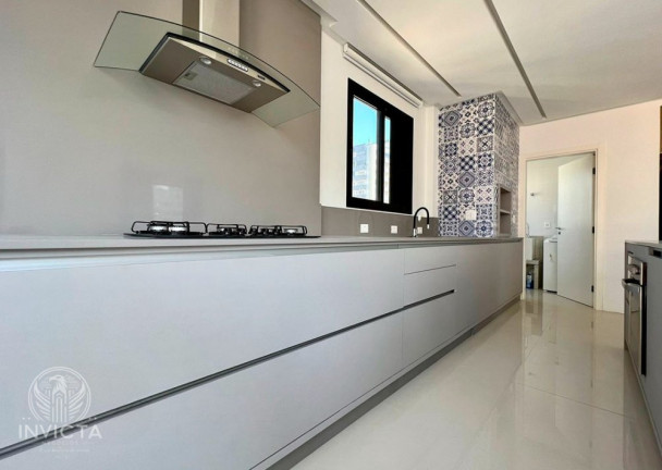 Imagem Apartamento com 3 Quartos à Venda, 123 m² em Centro - Balneário Camboriú Imagem Apartamento com 3 Quartos à Venda, 123 m² em Centro - Balneário Camboriú