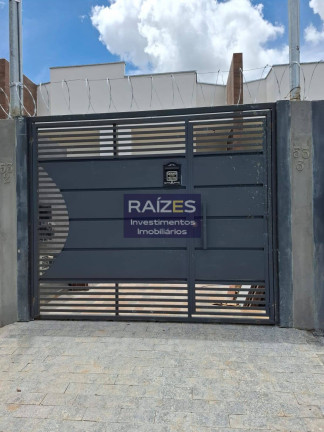 Sobrado com 2 Quartos à Venda,  em Residencial Hípica Jaguari - Bragança Paulista