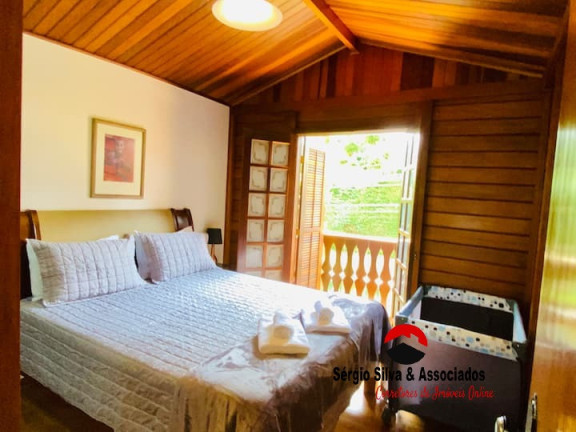 Imagem Casa com 3 Quartos à Venda, 1.000 m² em Campos Do Jordão Imagem Casa com 3 Quartos à Venda, 1.000 m² em Campos Do Jordão