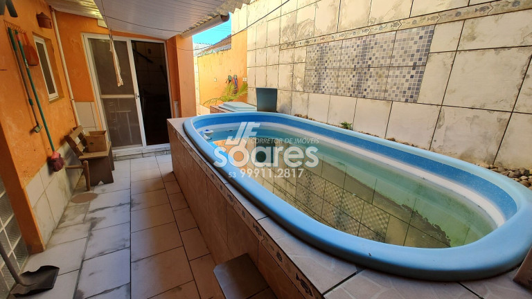 Imagem Sobrado com 3 Quartos à Venda, 127 m² em Porto - Pelotas Imagem Sobrado com 3 Quartos à Venda, 127 m² em Porto - Pelotas