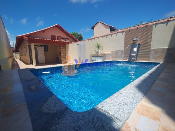 Casa com 3 Quartos à Venda,  em Bal. Verde Mar - Mongaguá