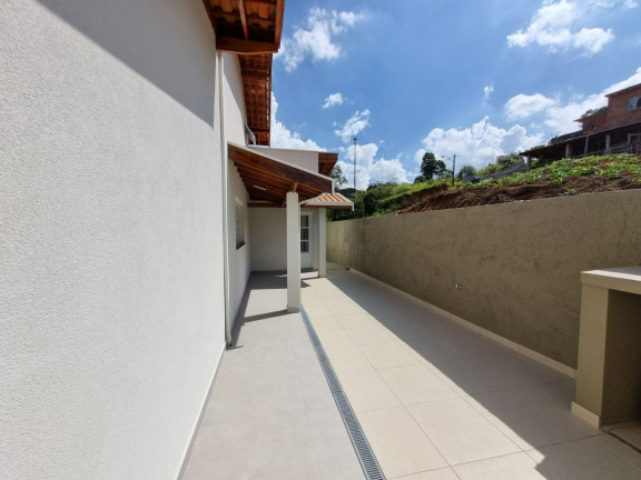 Imagem Chácara com 3 Quartos à Venda, 195 m² em Monterrey - Louveira
