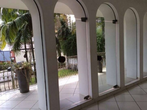Sala Comercial para Alugar, 650 m² em Vila Bastos - Santo André