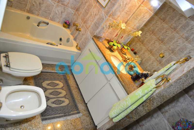 Imagem Apartamento com 3 Quartos à Venda, 160 m² em Copacabana - Rio De Janeiro Imagem Apartamento com 3 Quartos à Venda, 160 m² em Copacabana - Rio De Janeiro