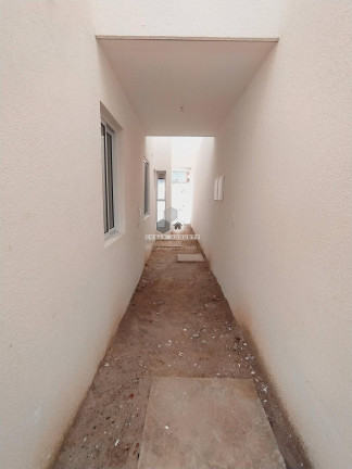 Imagem Casa com 4 Quartos à Venda, 142 m²