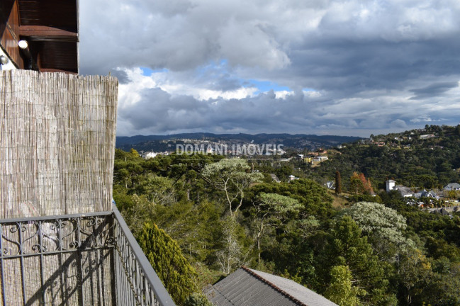 Imagem Imóvel com 2 Quartos à Venda, 124 m² em Região De Capivari - Campos Do Jordão Imagem Imóvel com 2 Quartos à Venda, 124 m² em Região De Capivari - Campos Do Jordão