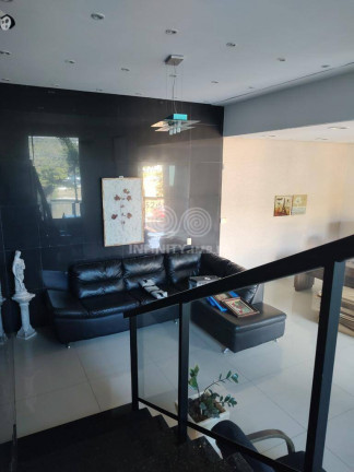 Imagem Casa com 10 Quartos à Venda ou Locação, 320 m² em Cidade Satélite - Atibaia