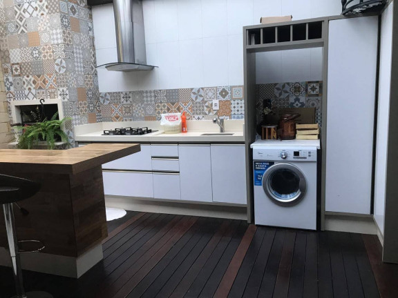 Imagem Casa com 3 Quartos à Venda, 300 m² em Balneário Perequê - Porto Belo Imagem Casa com 3 Quartos à Venda, 300 m² em Balneário Perequê - Porto Belo