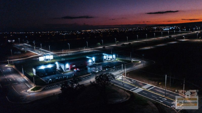Imagem Imóvel à Venda, 500 m² em Setor Oeste - Caldas Novas Imagem Imóvel à Venda, 500 m² em Setor Oeste - Caldas Novas