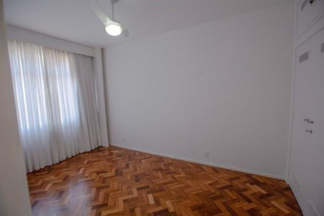 Imagem Apartamento com 2 Quartos à Venda, 60 m² em Copacabana - Rio De Janeiro Imagem Apartamento com 2 Quartos à Venda, 60 m² em Copacabana - Rio De Janeiro