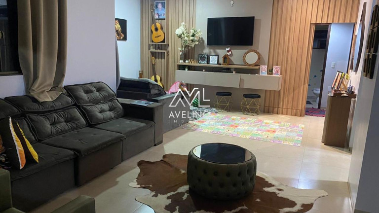 Imagem Casa com 2 Quartos à Venda, 240 m² em Jardim São Pedro - Dourados