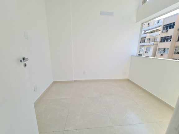 Imagem Apartamento com 2 Quartos à Venda, 78 m² em Copacabana - Rio De Janeiro Imagem Apartamento com 2 Quartos à Venda, 78 m² em Copacabana - Rio De Janeiro
