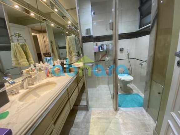 Imagem Apartamento com 3 Quartos à Venda, 210 m² em Copacabana - Rio De Janeiro Imagem Apartamento com 3 Quartos à Venda, 210 m² em Copacabana - Rio De Janeiro