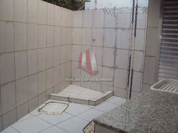 Imagem Casa de Condomínio com 2 Quartos à Venda, 90 m²