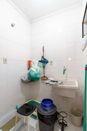 Imagem Casa com 3 Quartos à Venda, 184 m² em Vila Gumercindo - São Paulo