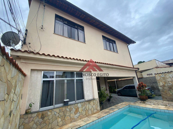 Imagem Casa com 5 Quartos à Venda, 371 m² em Patronato - São Gonçalo