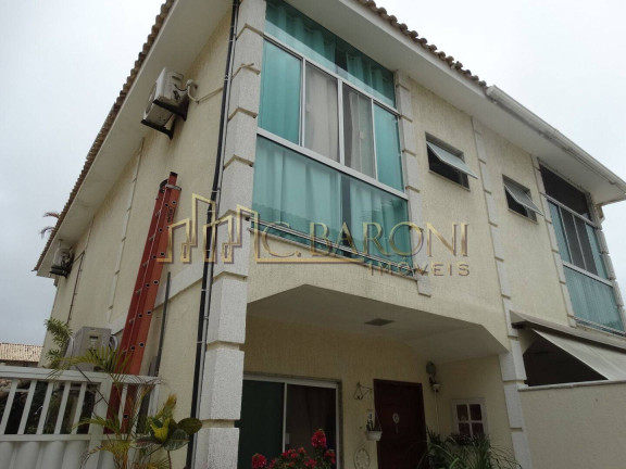 Casa de Condomínio com 2 Quartos à Venda, 250 m² em Palmeiras - Cabo Frio