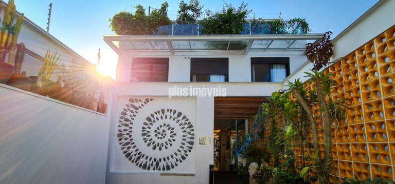 Imagem Casa com 4 Quartos à Venda, 1.044 m² em Vila Ipojuca - São Paulo Imagem Casa com 4 Quartos à Venda, 1.044 m² em Vila Ipojuca - São Paulo