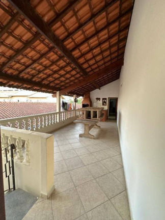 Imagem Sobrado com 3 Quartos à Venda, 147 m² em Tupi - Praia Grande