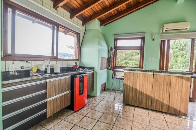 Imagem Cobertura com 3 Quartos à Venda, 163 m² em Teresópolis - Porto Alegre Imagem Cobertura com 3 Quartos à Venda, 163 m² em Teresópolis - Porto Alegre