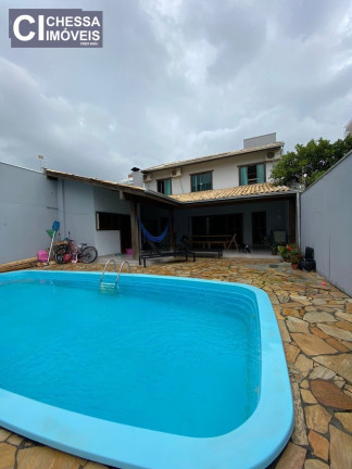 Imagem Casa com 4 Quartos à Venda, 231 m² em São João - Itajaí Imagem Casa com 4 Quartos à Venda, 231 m² em São João - Itajaí