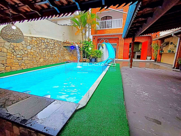 Imagem Sobrado com 5 Quartos à Venda, 280 m² em Canto Do Forte - Praia Grande