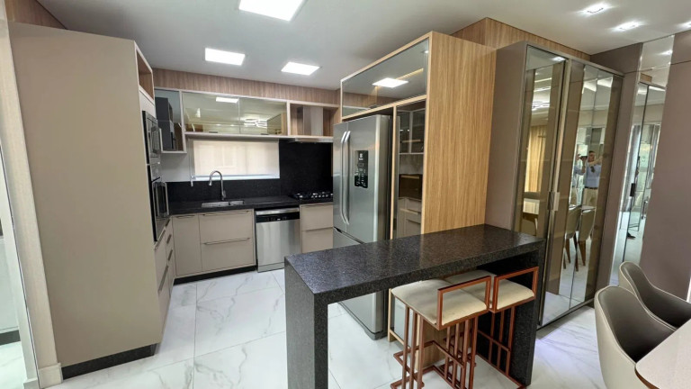 Imagem Apartamento com 4 Quartos à Venda, 162 m² em Meia Praia - Itapema