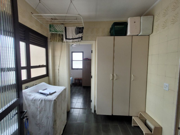 Imagem Apartamento com 3 Quartos à Venda, 140 m² em Pitangueiras - Guarujá