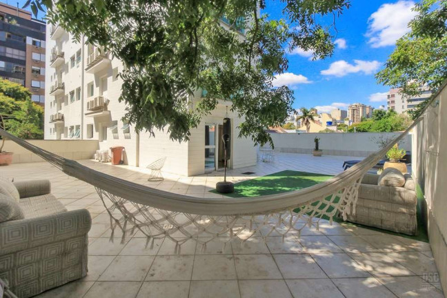 Imagem Apartamento com 2 Quartos à Venda, 247 m² em Higienópolis - Porto Alegre Imagem Apartamento com 2 Quartos à Venda, 247 m² em Higienópolis - Porto Alegre
