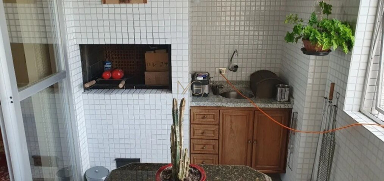 Imagem Apartamento com 4 Quartos à Venda, 250 m² em Bigorrilho - Curitiba
