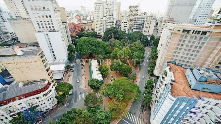 Imagem Sala Comercial à Venda, 600 m² em República - São Paulo Imagem Sala Comercial à Venda, 600 m² em República - São Paulo