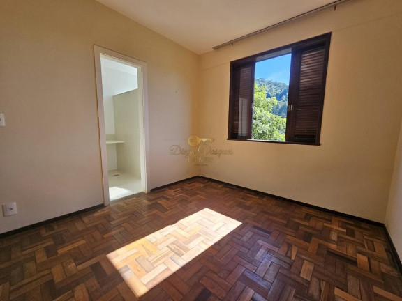 Imagem Casa com 4 Quartos à Venda, 320 m² em Parque Do Ingá - Teresópolis Imagem Casa com 4 Quartos à Venda, 320 m² em Parque Do Ingá - Teresópolis