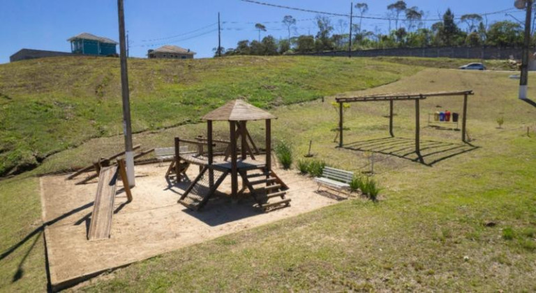 Imagem Terreno à Venda, 305 m² em Arruda - Colombo