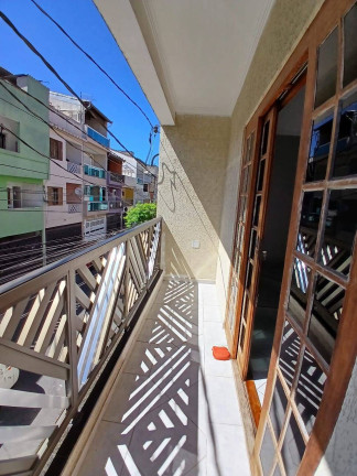 Imagem Casa com 3 Quartos à Venda, 240 m² em Piraporinha - Diadema Imagem Casa com 3 Quartos à Venda, 240 m² em Piraporinha - Diadema