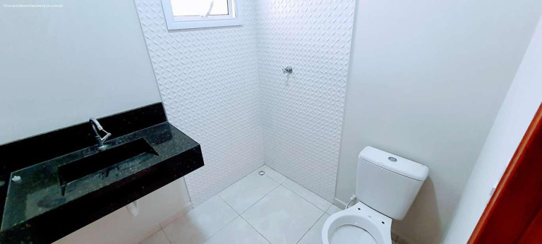 Imagem Casa com 2 Quartos à Venda, 70 m² em Flora Rica 2 - Peruíbe Imagem Casa com 2 Quartos à Venda, 70 m² em Flora Rica 2 - Peruíbe