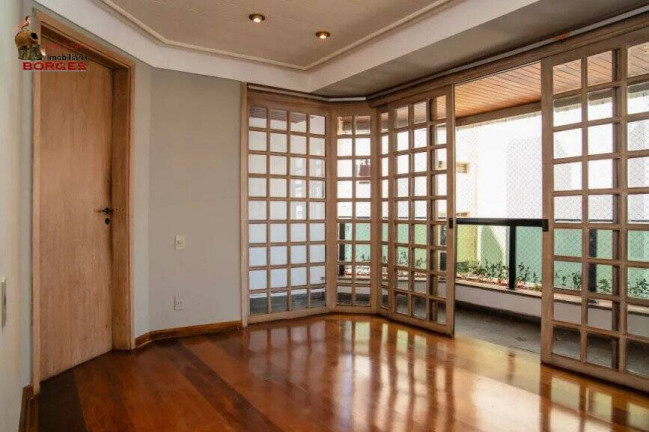 Imagem Apartamento com 3 Quartos para Alugar, 197 m² em Moema - São Paulo Imagem Apartamento com 3 Quartos para Alugar, 197 m² em Moema - São Paulo