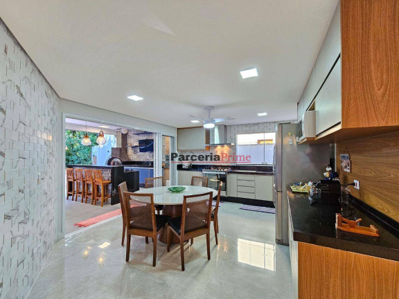 Imagem Casa com 6 Quartos à Venda, 328 m² em Riviera - Módulo 28 - Bertioga Imagem Casa com 6 Quartos à Venda, 328 m² em Riviera - Módulo 28 - Bertioga