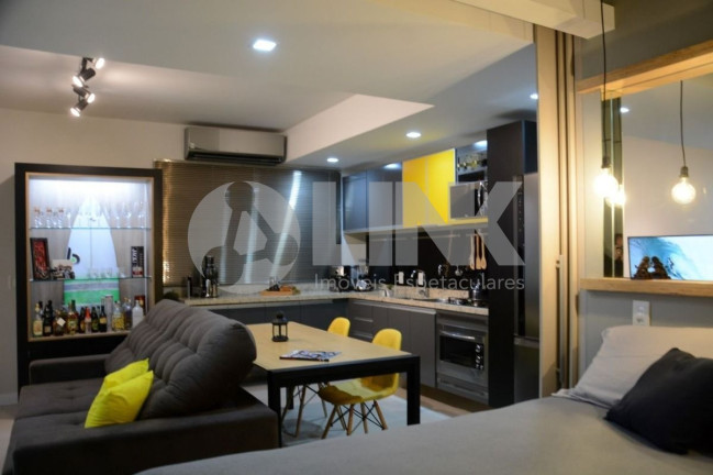 Imagem Apartamento com 1 Quarto à Venda, 40 m² em Chácara Das Pedras - Porto Alegre Imagem Apartamento com 1 Quarto à Venda, 40 m² em Chácara Das Pedras - Porto Alegre