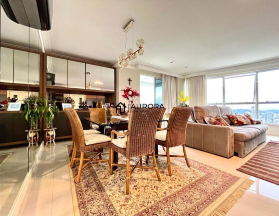 Imagem Apartamento com 3 Quartos à Venda, 144 m² em Centro - Balneário Camboriú