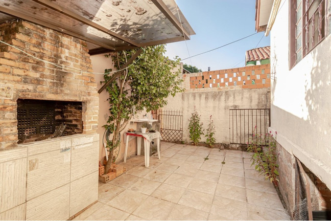 Imagem Casa com 4 Quartos à Venda, 130 m² em Espírito Santo - Porto Alegre