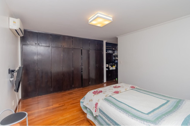 Imagem Casa com 4 Quartos à Venda, 173 m² em Jardim Umuarama - São Paulo Imagem Casa com 4 Quartos à Venda, 173 m² em Jardim Umuarama - São Paulo
