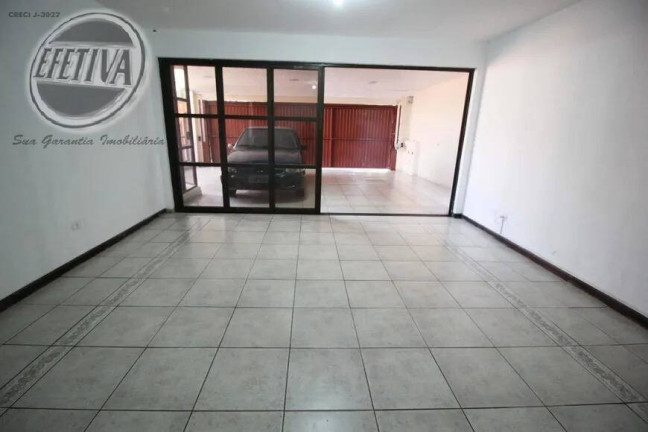 Imagem Casa com 4 Quartos à Venda, 517 m² em Rebouças - Curitiba
