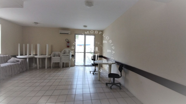 Imagem Apartamento com 1 Quarto à Venda, 37 m² em Centro - Florianópolis