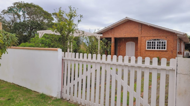 Imagem Casa com 3 Quartos à Venda, 118 m² em Brandalize - Itapoá