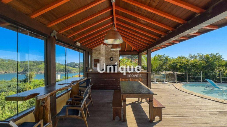 Imagem Casa com 5 Quartos à Venda, 600 m² em Ferradura - Armação Dos Búzios Imagem Casa com 5 Quartos à Venda, 600 m² em Ferradura - Armação Dos Búzios