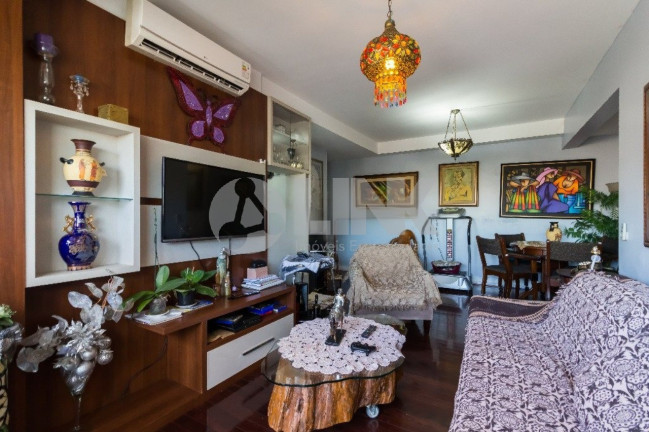Apartamento com 3 Quartos à Venda, 84 m² em Passo Da Areia - Porto Alegre