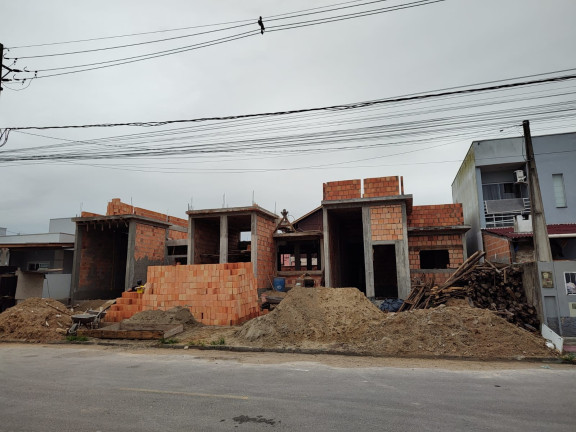 Imagem Casa com 2 Quartos à Venda, 63 m² em Tijucas - Tijucas Imagem Casa com 2 Quartos à Venda, 63 m² em Tijucas - Tijucas